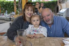 abuelos-y-nieta